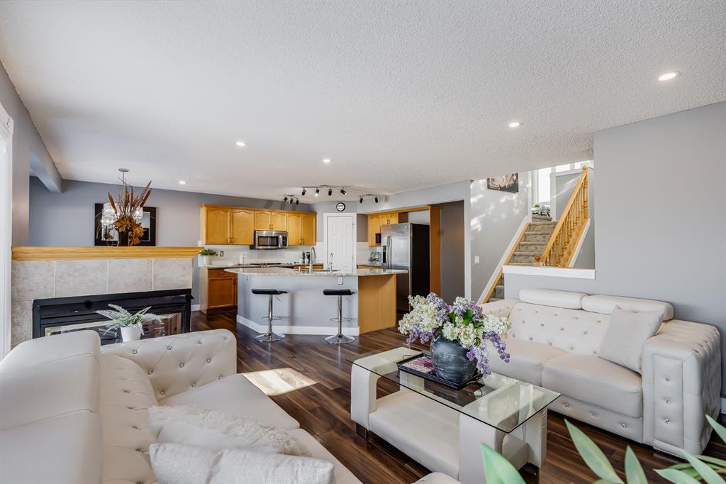 Picture for 120 Hidden Ranch Crescent NW