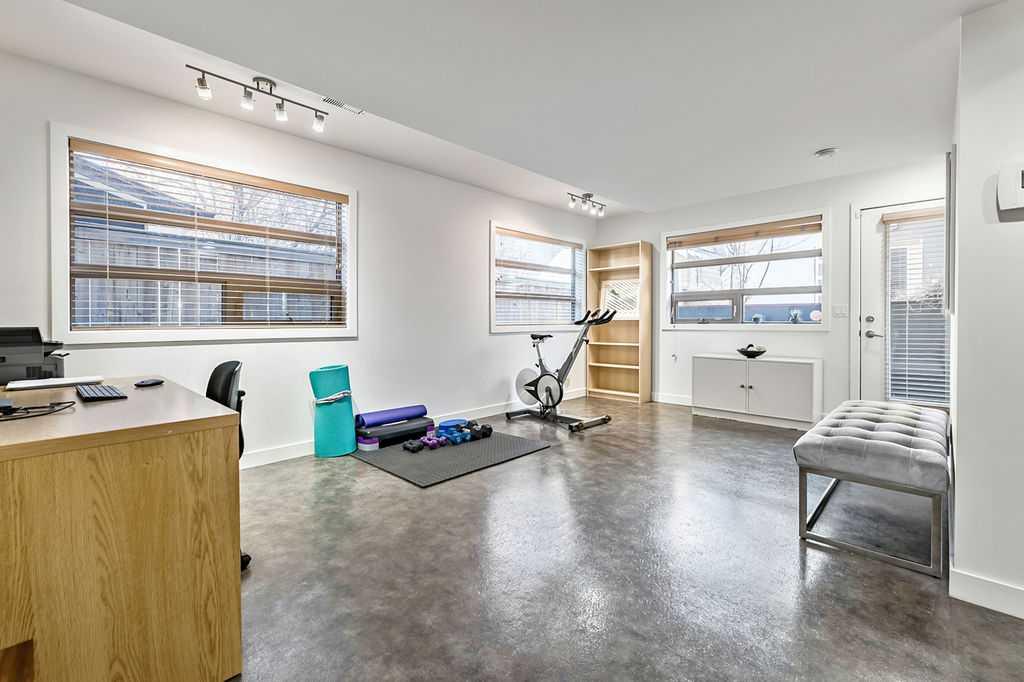 Picture for 2, 1927 26A Street SW