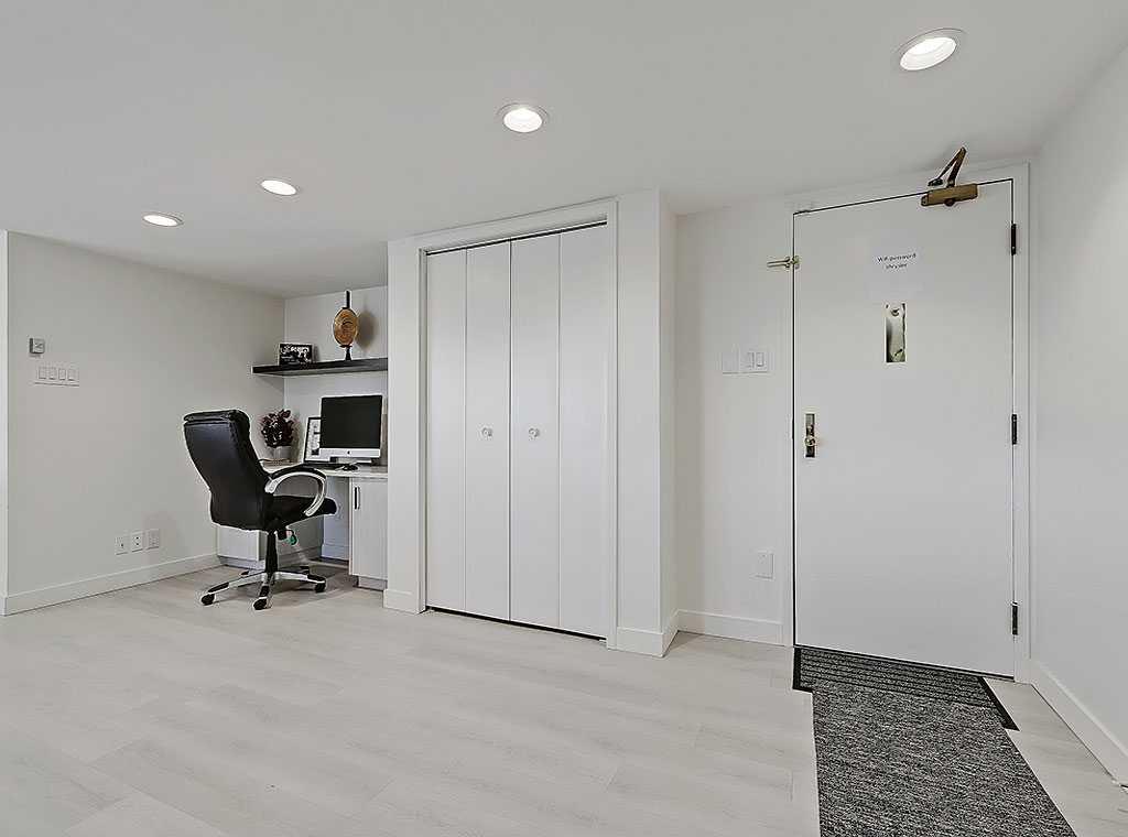 Picture for 902, 318 26 Avenue SW