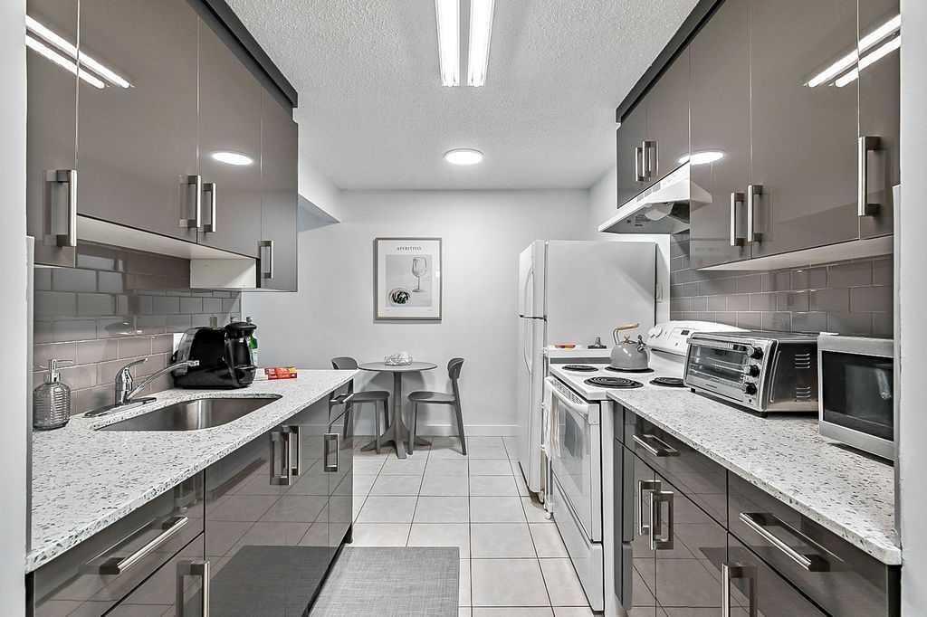 Picture for 205, 4328 4 Street NW