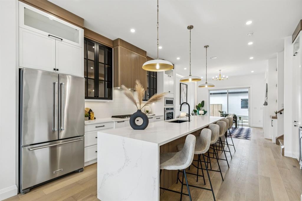 Picture for 525 32 Street 