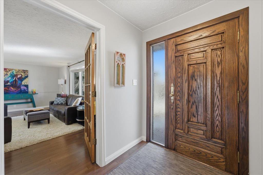 Picture for 2804 49 Street SW