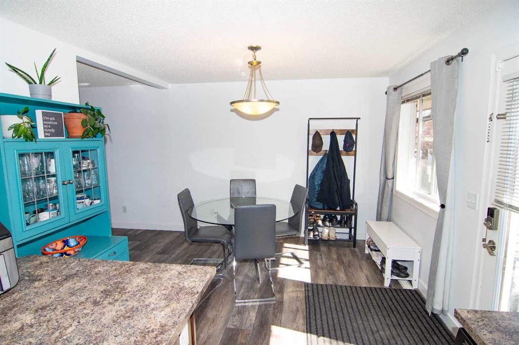 Picture for 132 Copperpond Boulevard SE