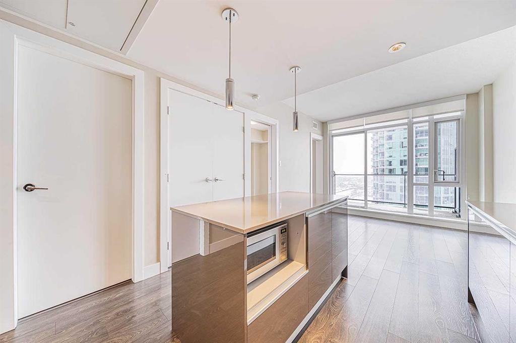 Picture for 2203, 1122 3 Street SE