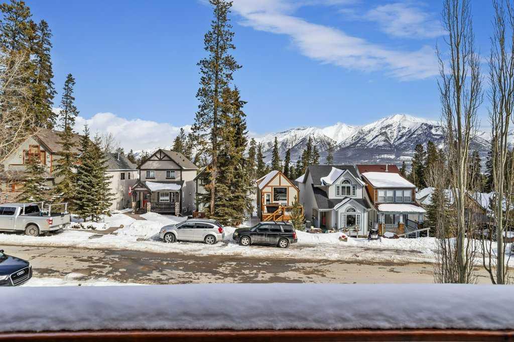 Picture for 979 Wilson Way 