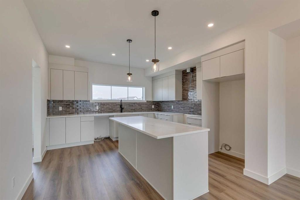 Picture for 802, 195 Belvedere Drive SE