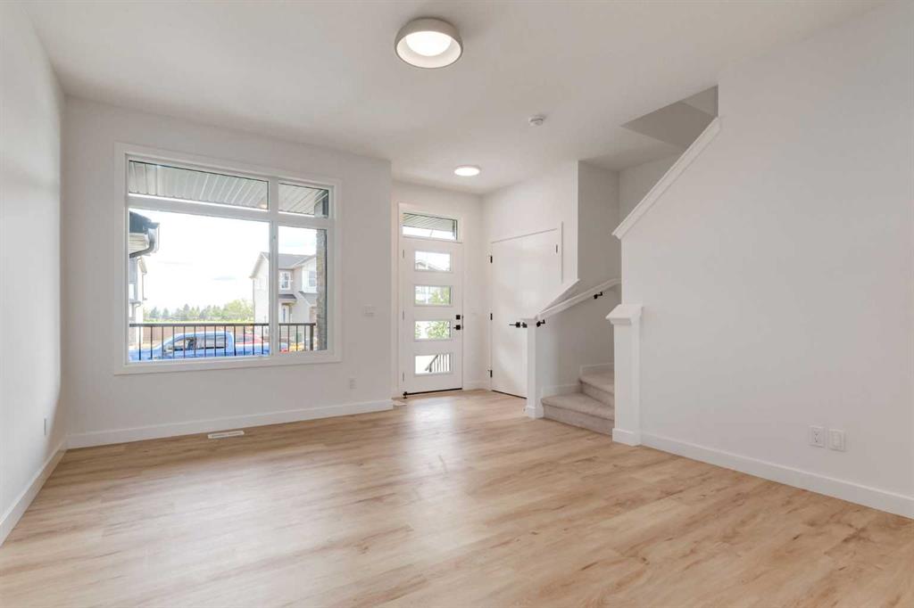 Picture for 7122 Rangeview Avenue SE