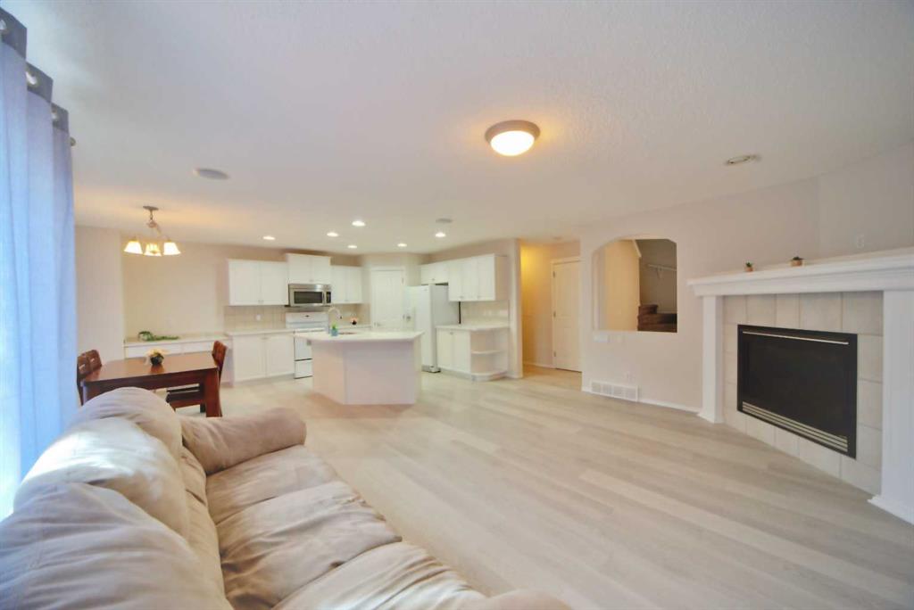Picture for 133 Panamount Court NW