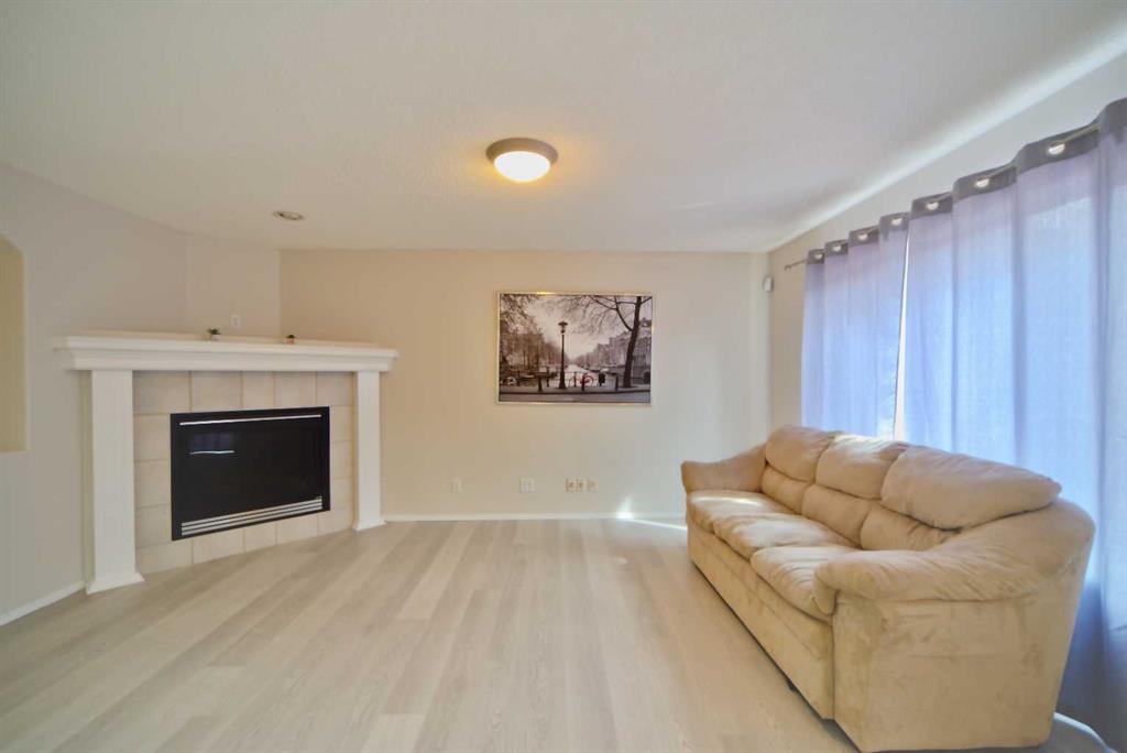 Picture for 133 Panamount Court NW