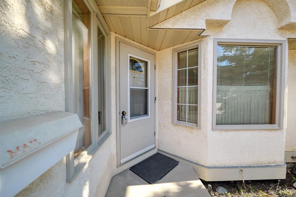 Picture for 37 Edgepark Villas NW