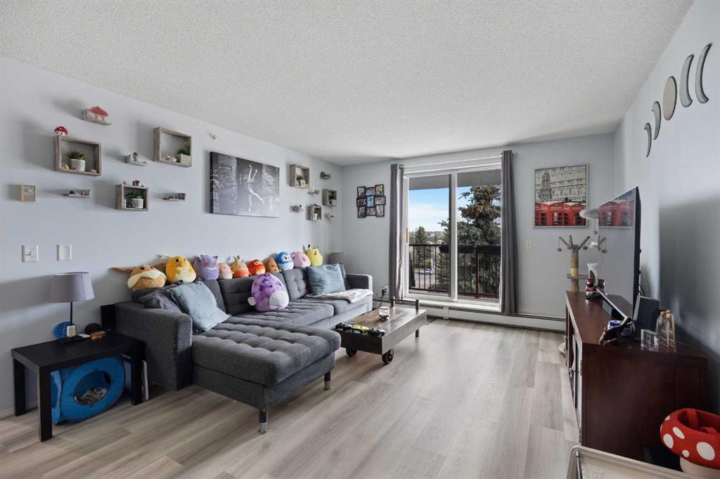 Picture for 412, 9 Country Village Bay NE