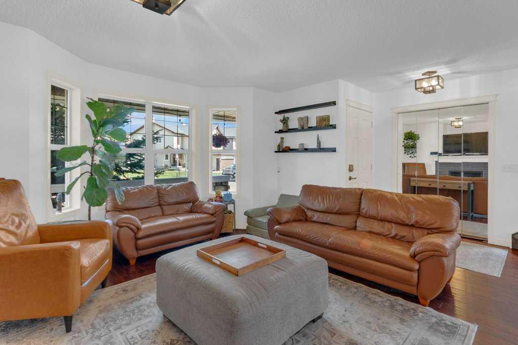 Picture for 17 Drake Landing Way 