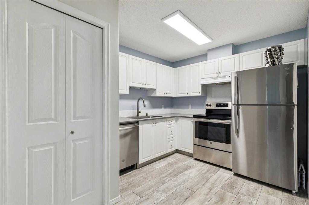 Picture for 139, 5000 Somervale Court SW