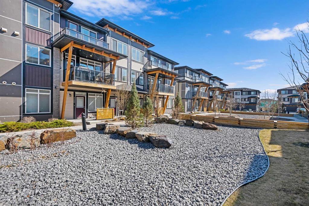 Picture for 153 Savanna Walk NE