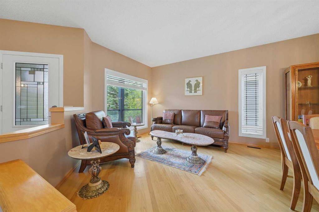 Picture for 52 Edgebrook Rise NW