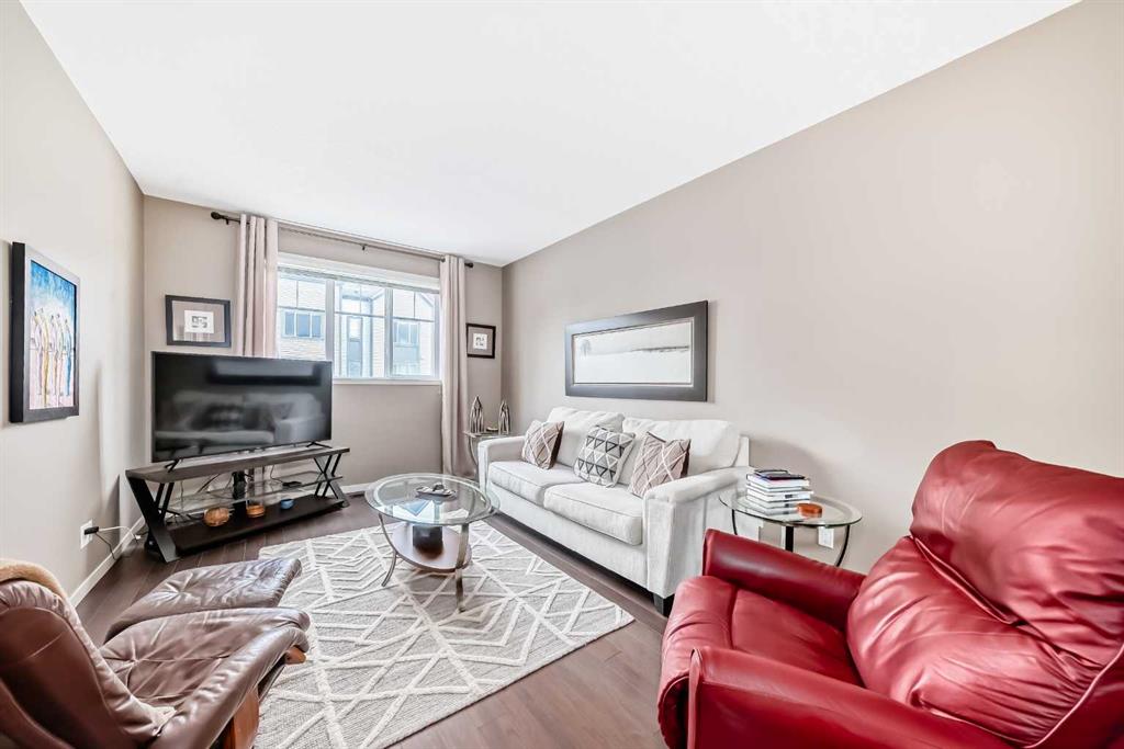 Picture for 205 Copperpond Row SE
