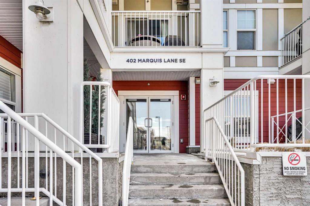 Picture for 208, 402 Marquis Lane SE
