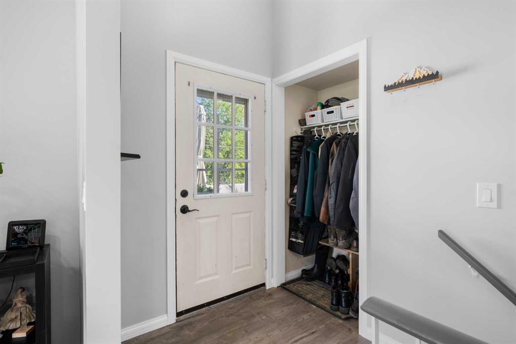 Picture for 24 Cedardale Rise SW