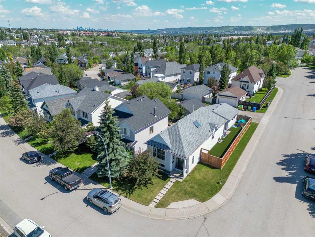 Picture for 7 Tuscany Valley Road NW