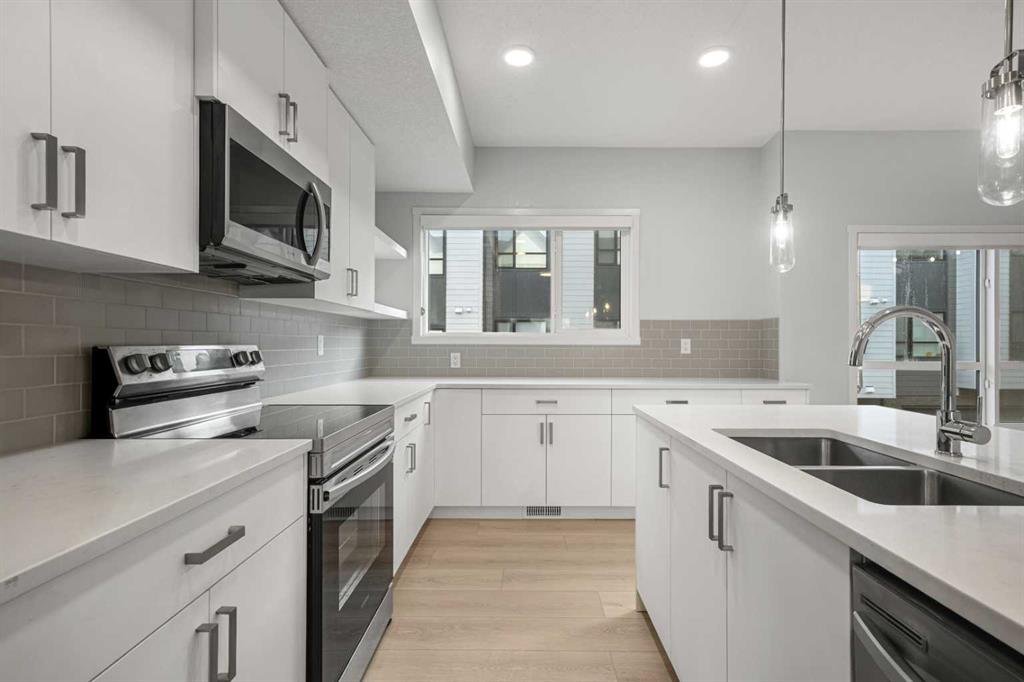 Picture for 408, 20295 Seton Way SE