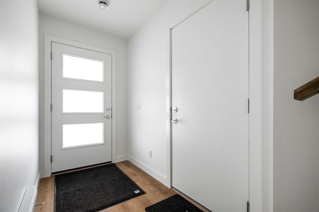 Picture for 8313 8 Avenue SW