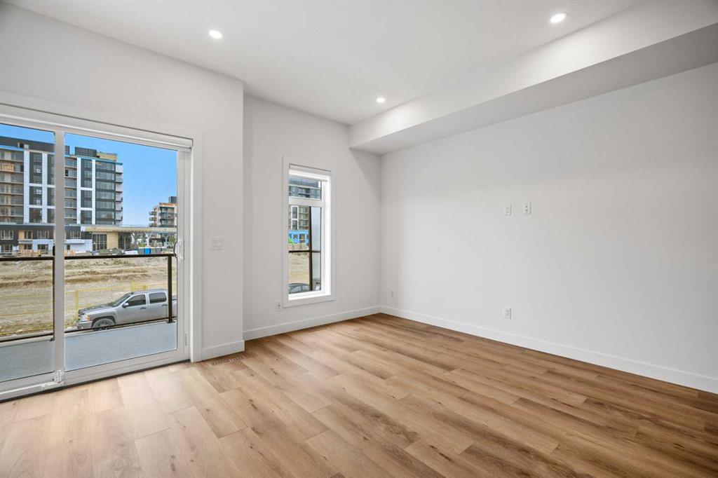 Picture for 8313 8 Avenue SW