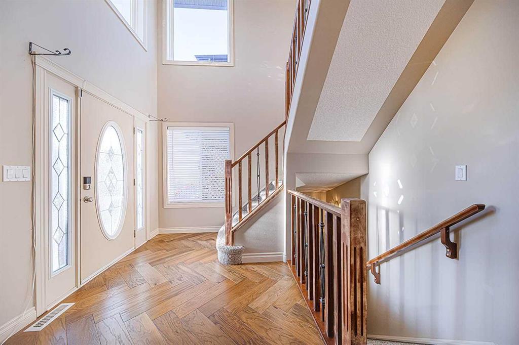 Picture for 22 Royal Birch Way  NW