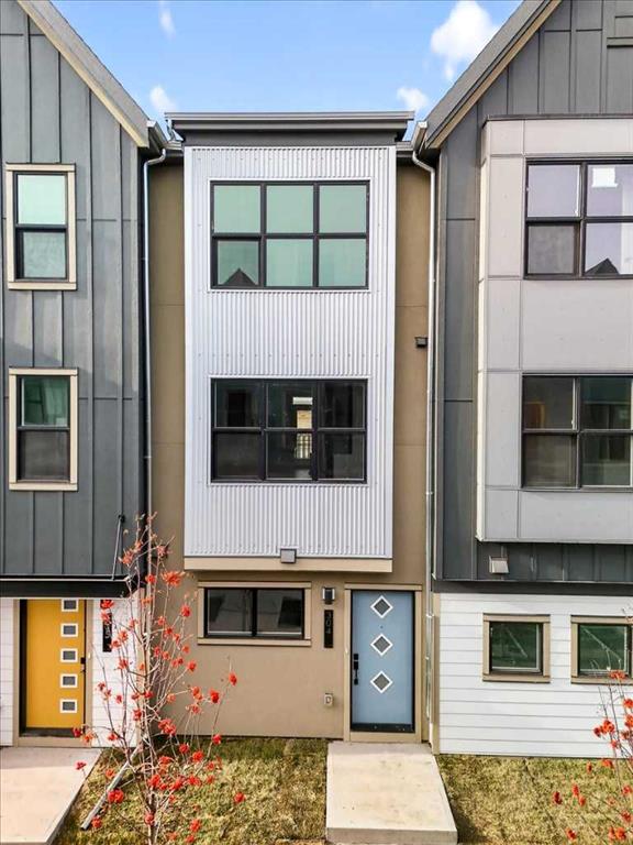 Picture for 304, 437 Alpine Avenue SW