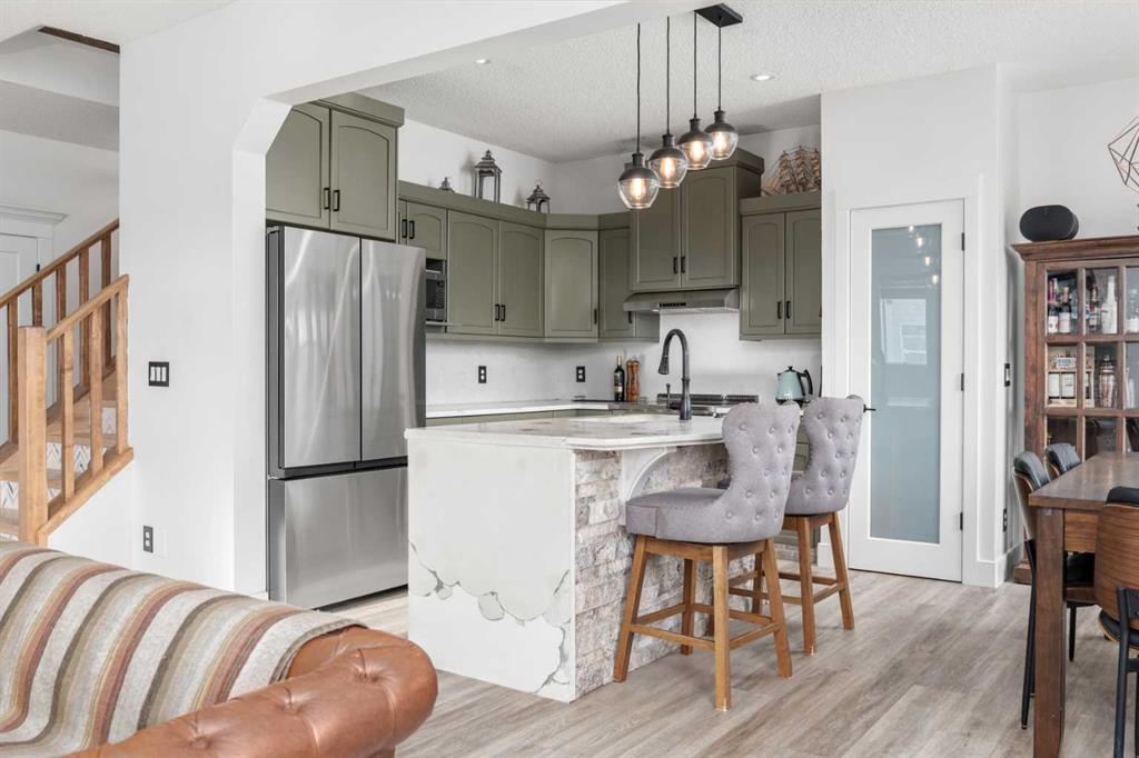 Picture for 18 Cimarron Grove Bay 