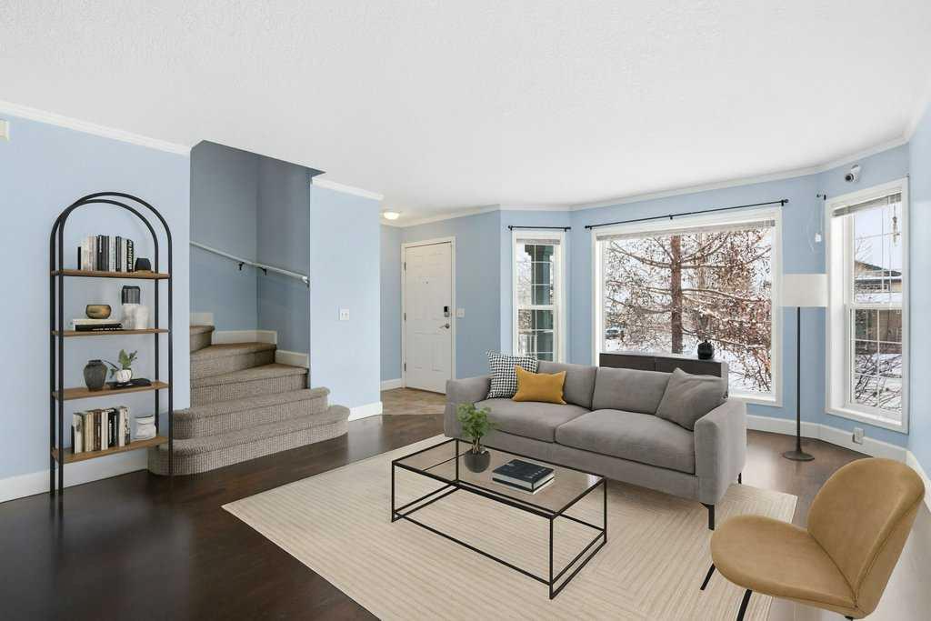 Picture for 216 Mount Aberdeen Close SE