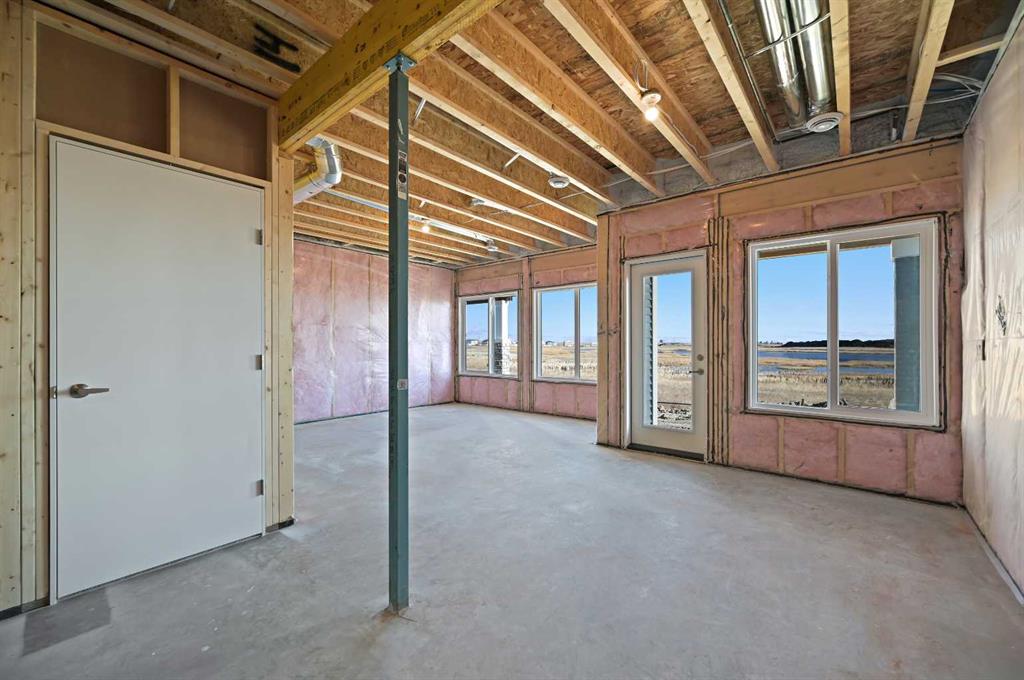 Picture for 211 Corner Glen Crescent NE