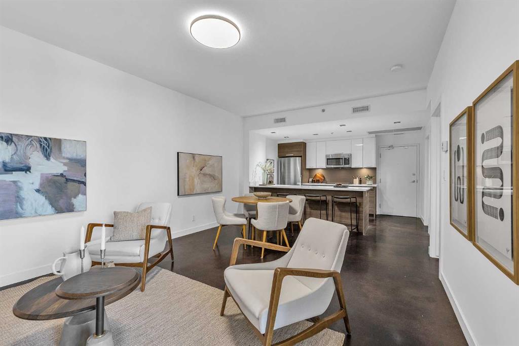 Picture for 512, 235 9a Street NW