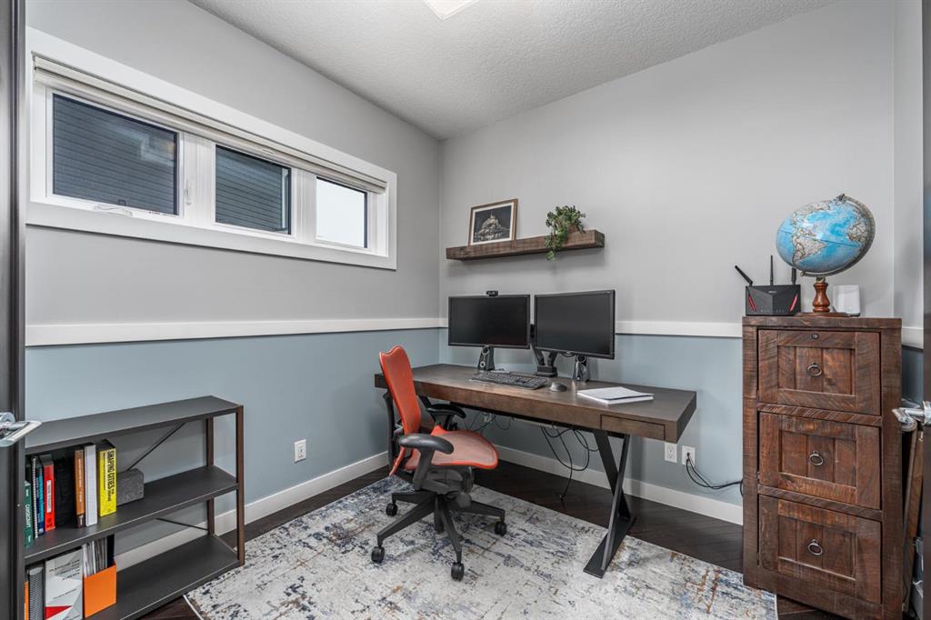 Picture for 370 Williamstown Green NW