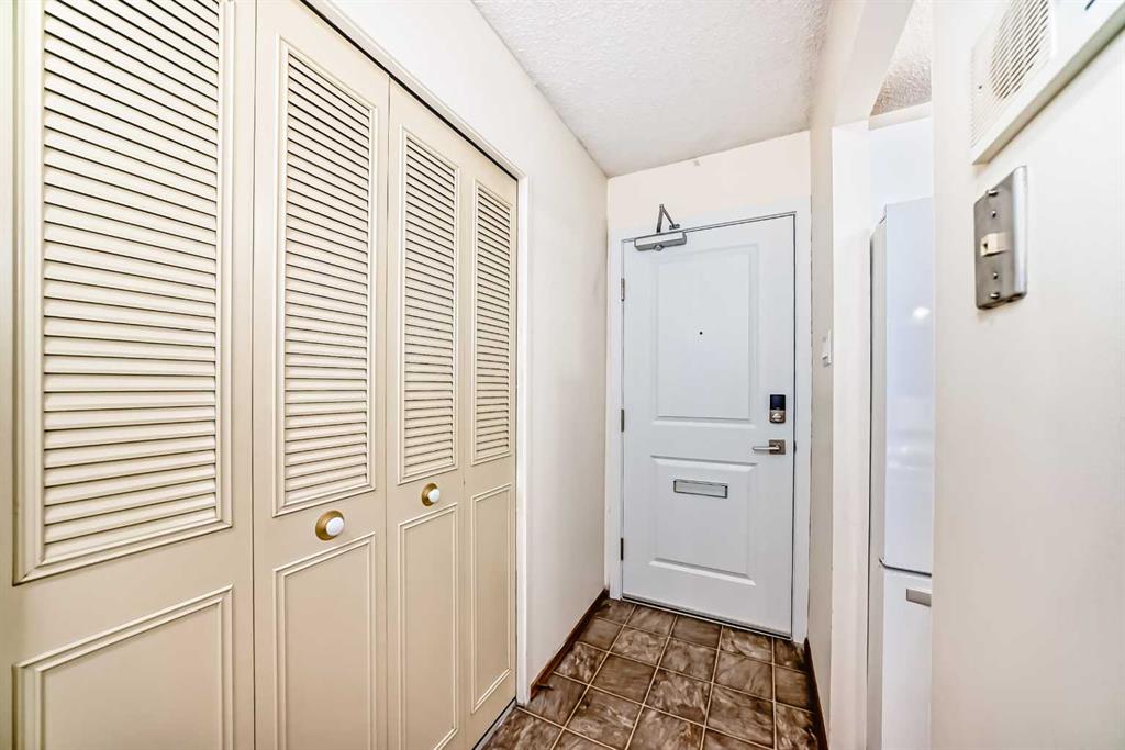 Picture for 274, 1620 8 Avenue NW