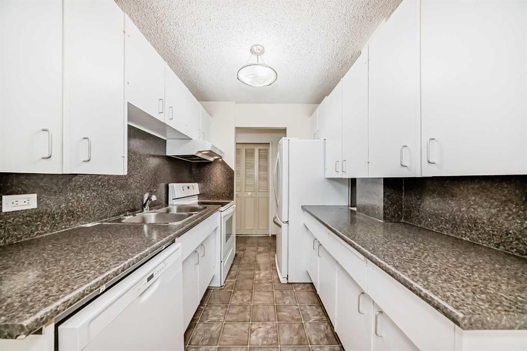 Picture for 274, 1620 8 Avenue NW