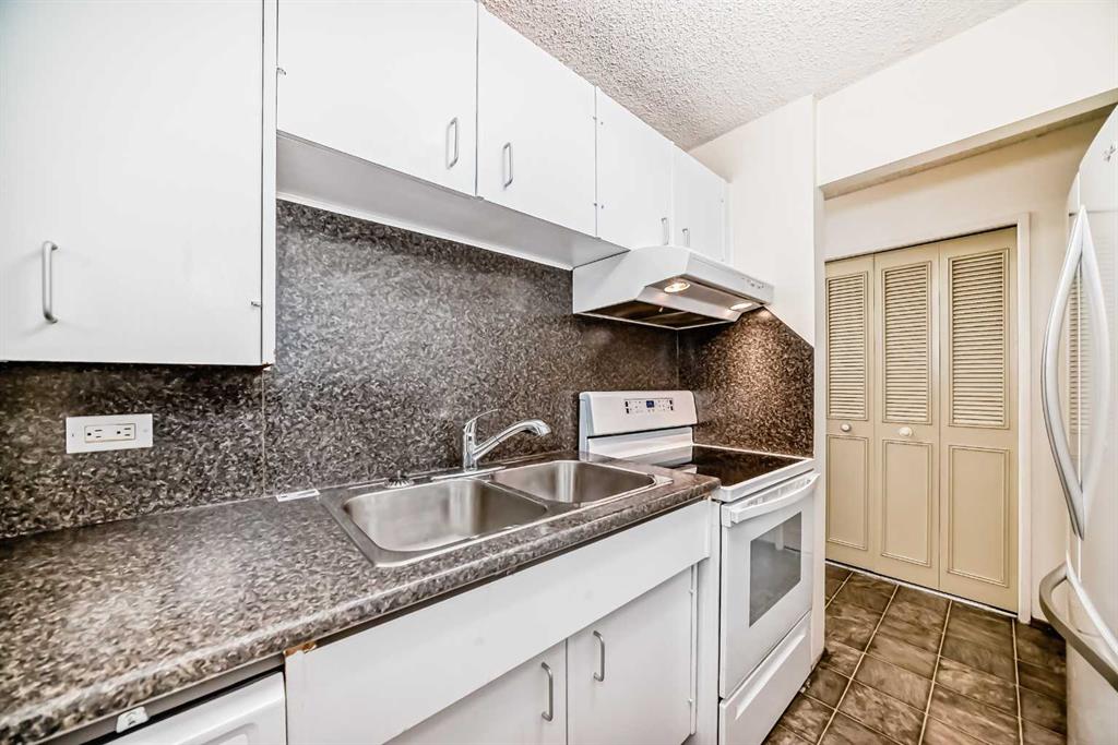 Picture for 274, 1620 8 Avenue NW