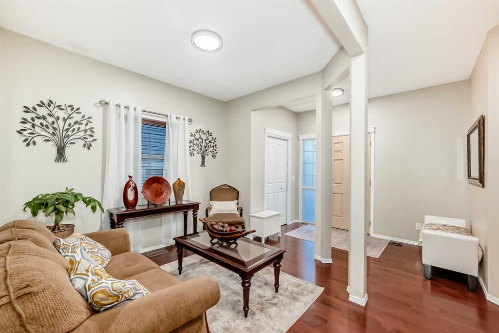 Picture for 719 Panamount Boulevard NW