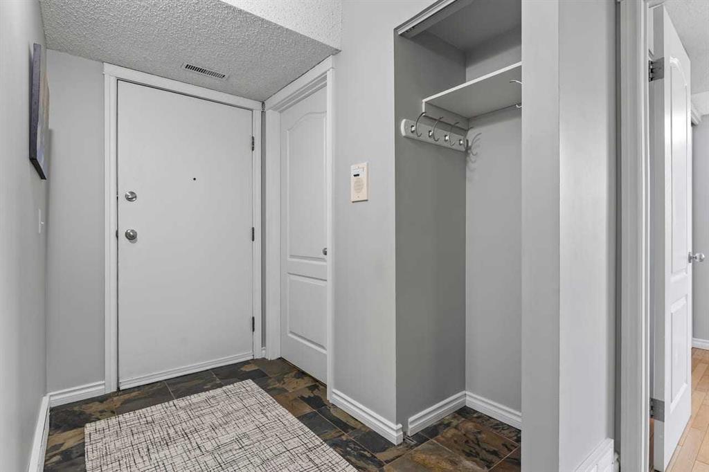 Picture for 703, 1540 29 Street NW