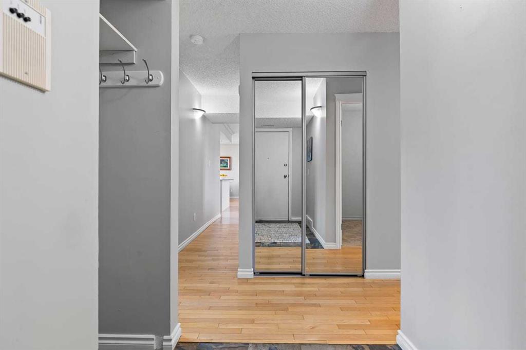 Picture for 703, 1540 29 Street NW