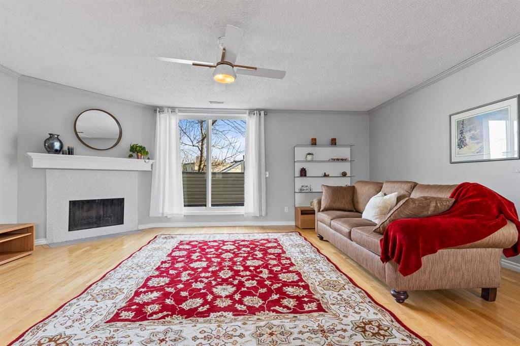 Picture for 703, 1540 29 Street NW