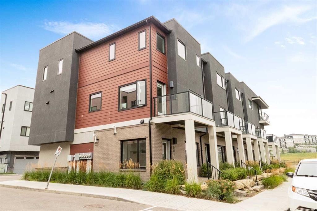 Picture for 601, 218 Sherwood Square NW