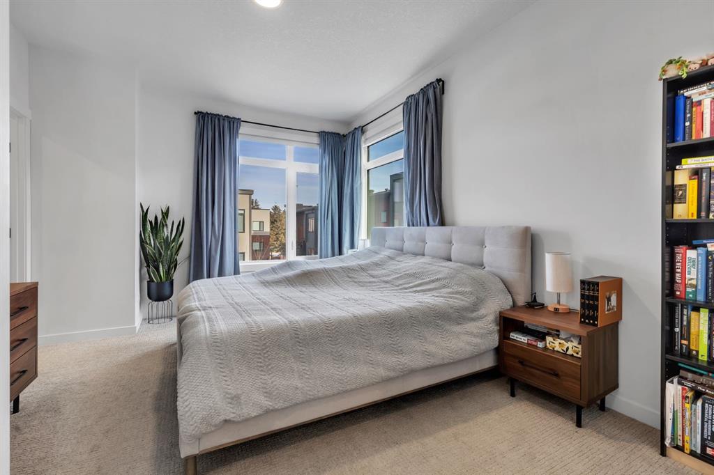 Picture for 213 Greenbriar Common NW