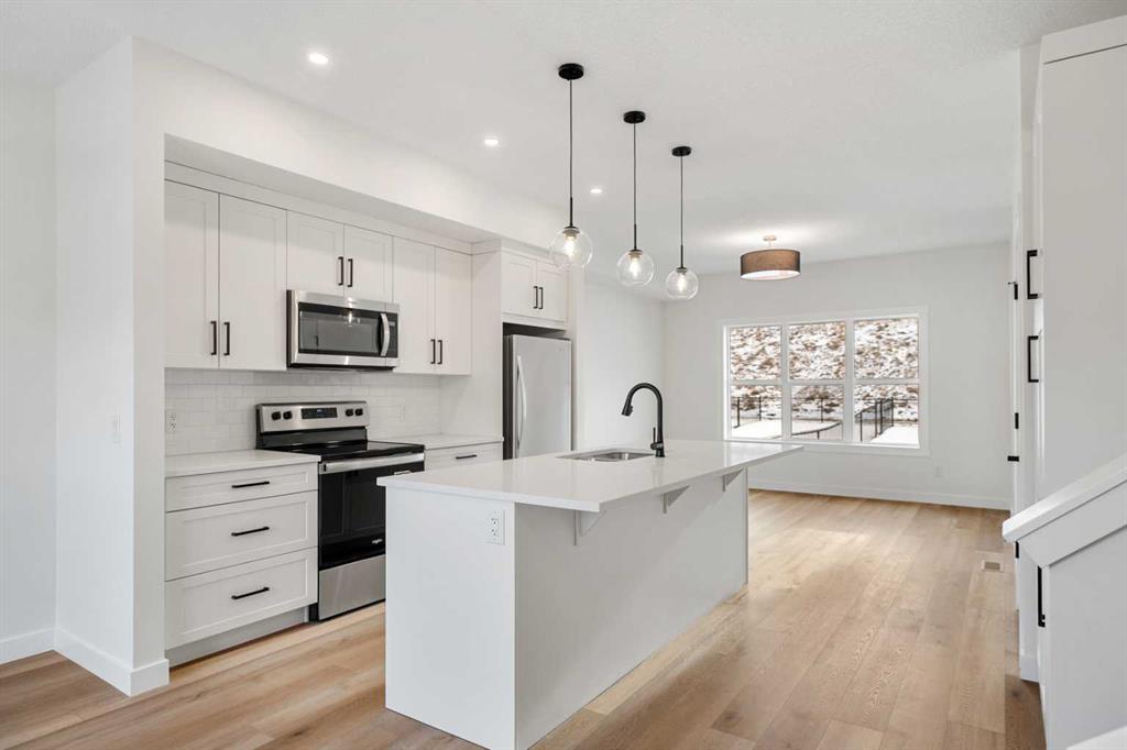 Picture for 804, 525 River Heights Drive 