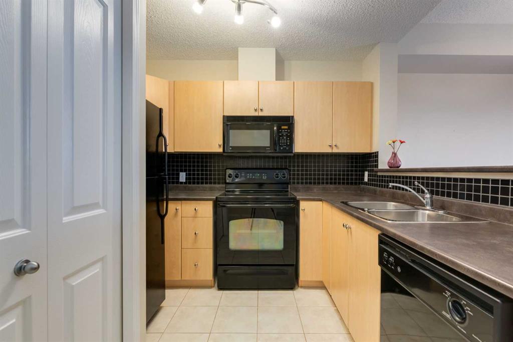 Picture for 1009, 1053 10 Street SW