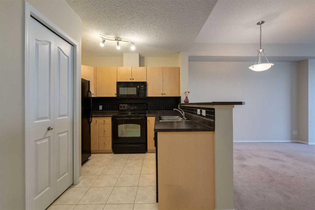 Picture for 1009, 1053 10 Street SW