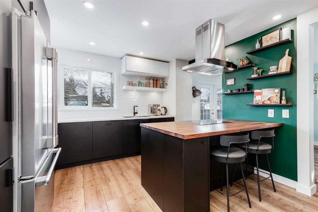 Picture for 3011 32A Avenue SE