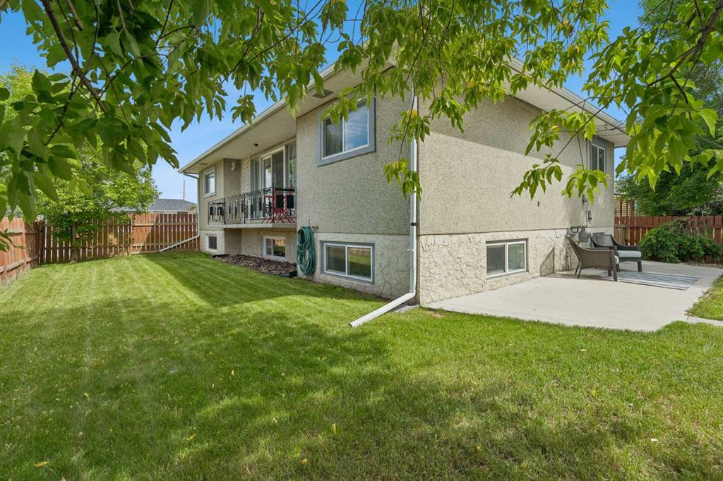 Picture for 2001 46 Street SE