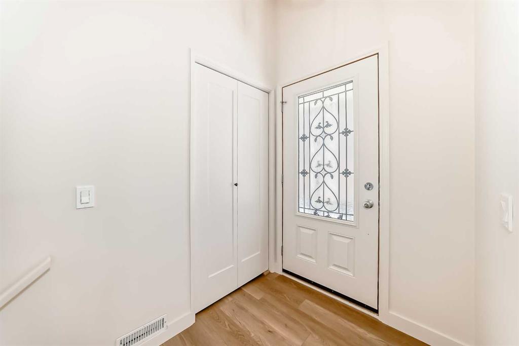 Picture for 52 Cedarwood Place SW