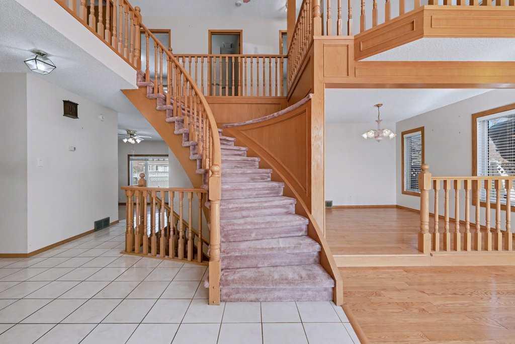 Picture for 82 Wood Valley Drive SW