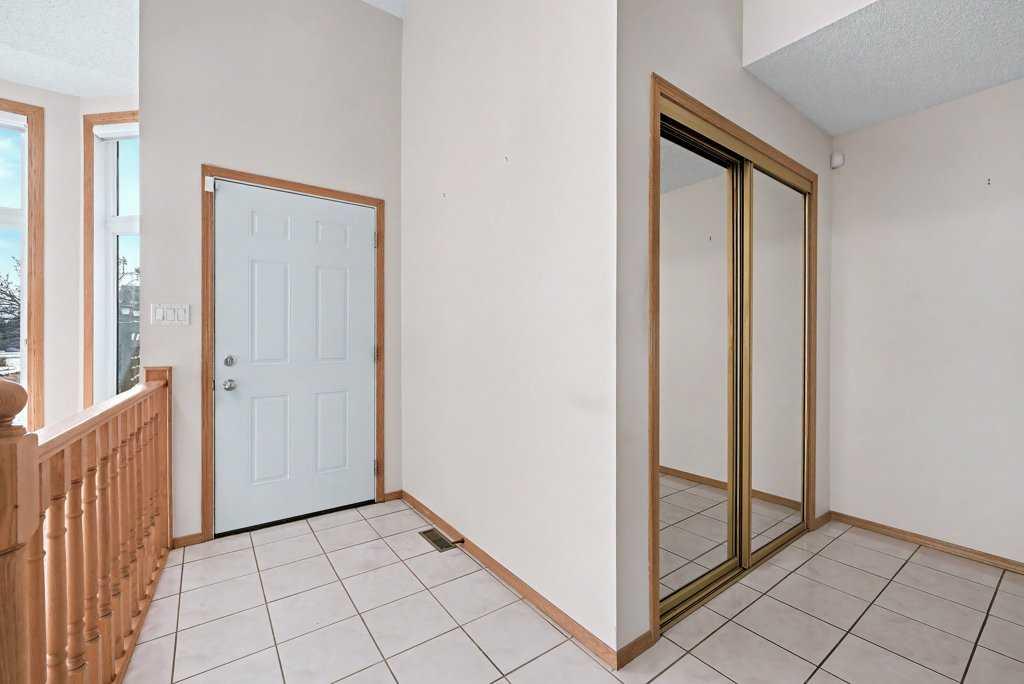 Picture for 82 Wood Valley Drive SW